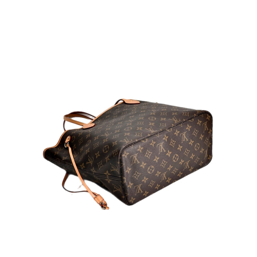 Louis Vuitton Neverfull MM Bag