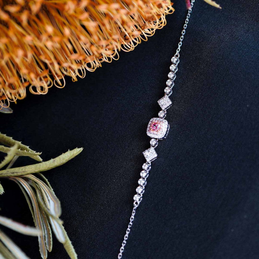 Natural Pink Diamond Bracelet D0.126 d0.421ct 18K Gold