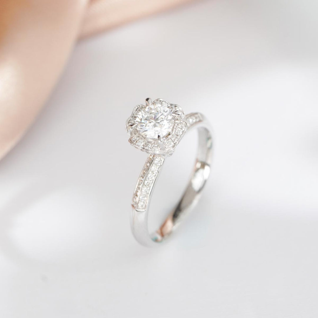 Natural White Diamond Ring D0.50ct d0.275ct, E VS2 3EX 18K Gold GIA