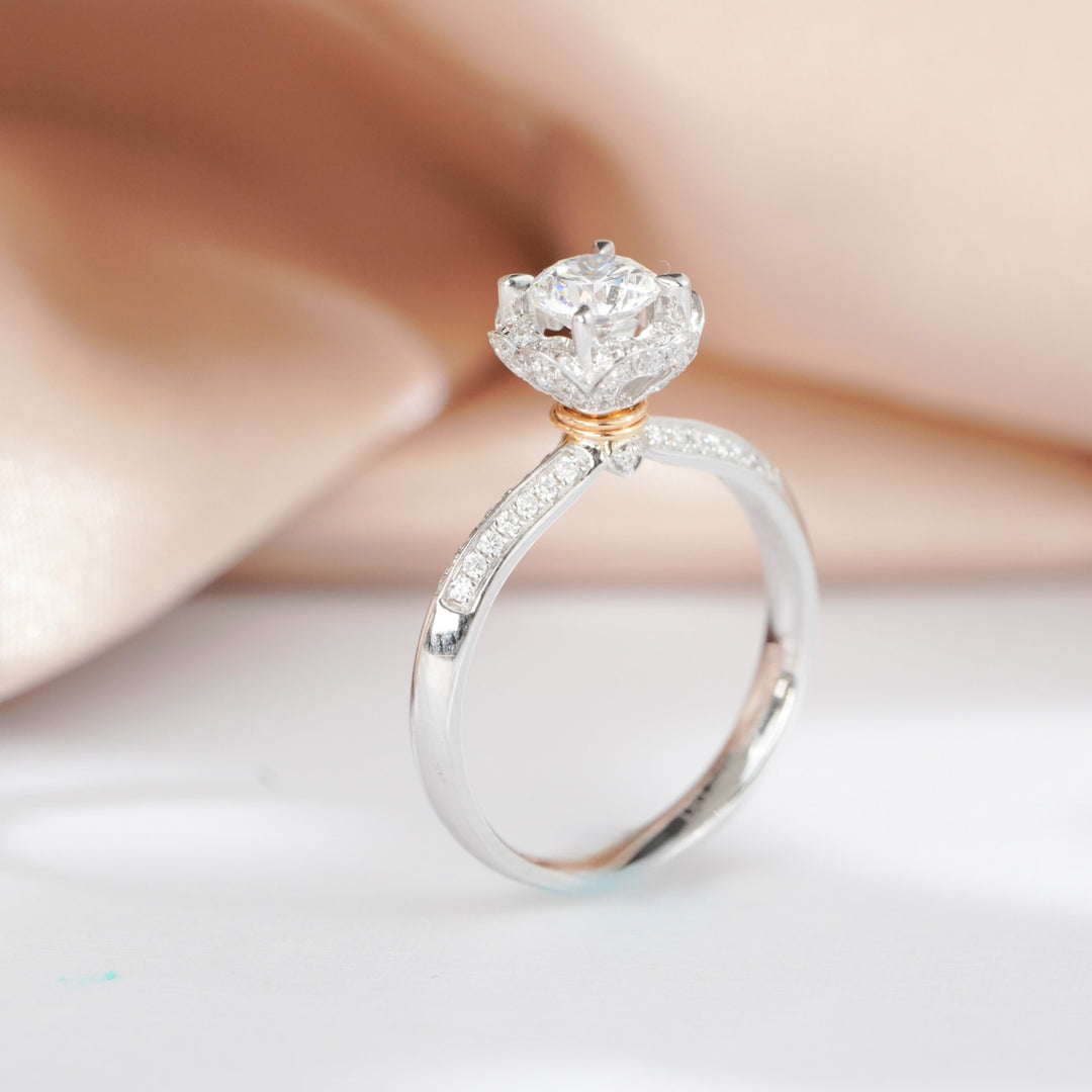 Natural White Diamond Ring D0.50ct d0.275ct, E VS2 3EX 18K Gold GIA