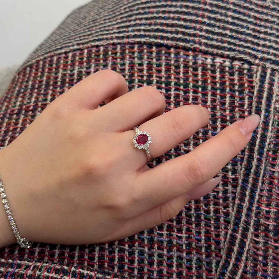 Natural Ruby Ring. D:0.91ct d:0.32ct Pigeon Blood PT900,Burma