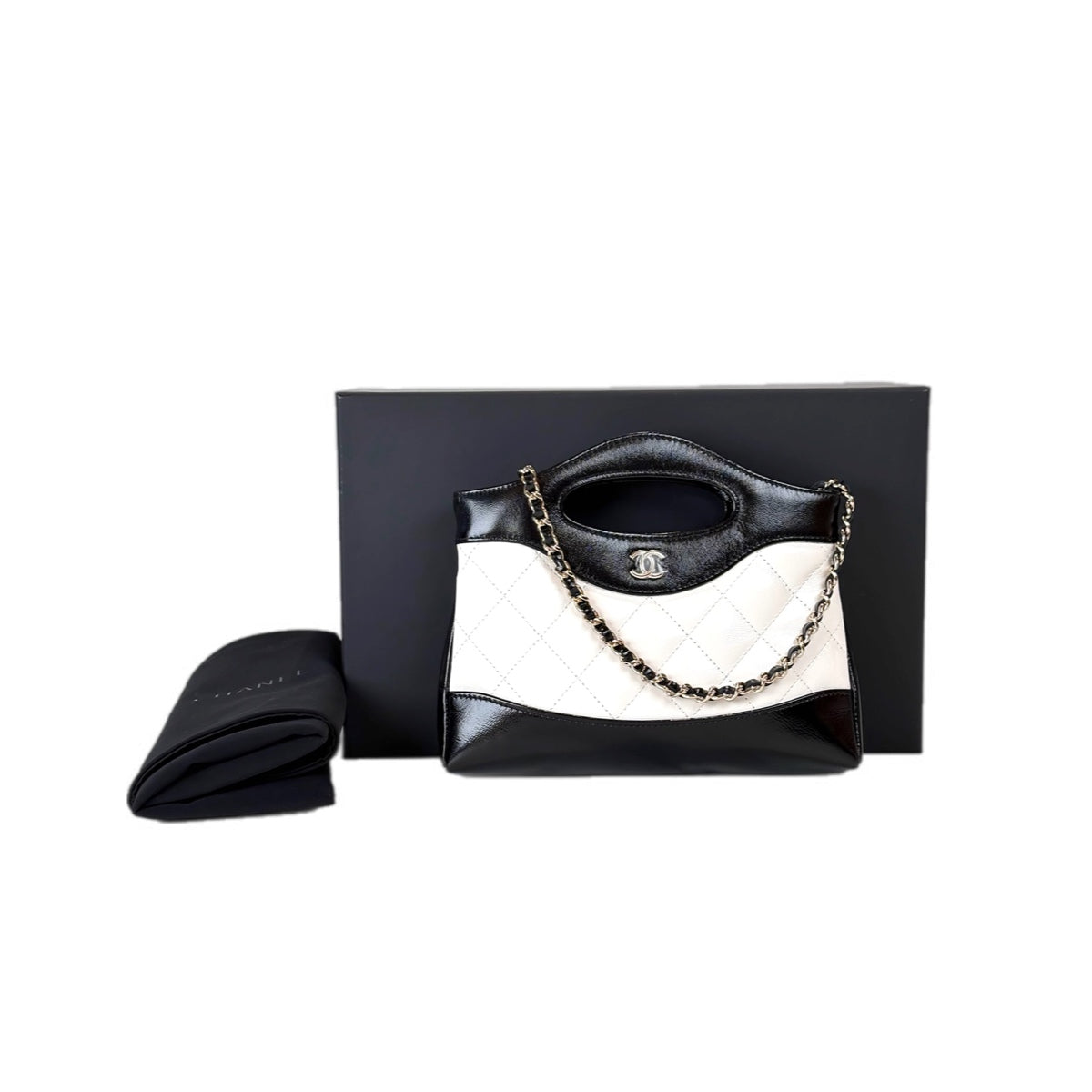 Chanel 31 Mini Black/White