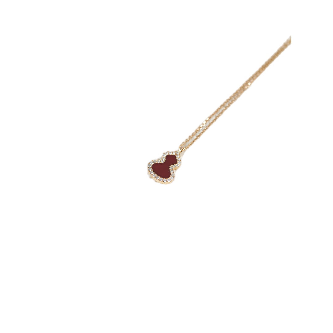 Qeelin Wulu Necklace Petite 18k Rose Gold Red Agate