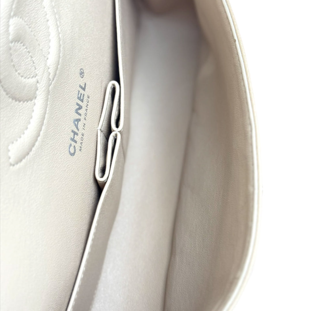 Chanel Classic Flap Medium Beige Caviar - Jiaxyk