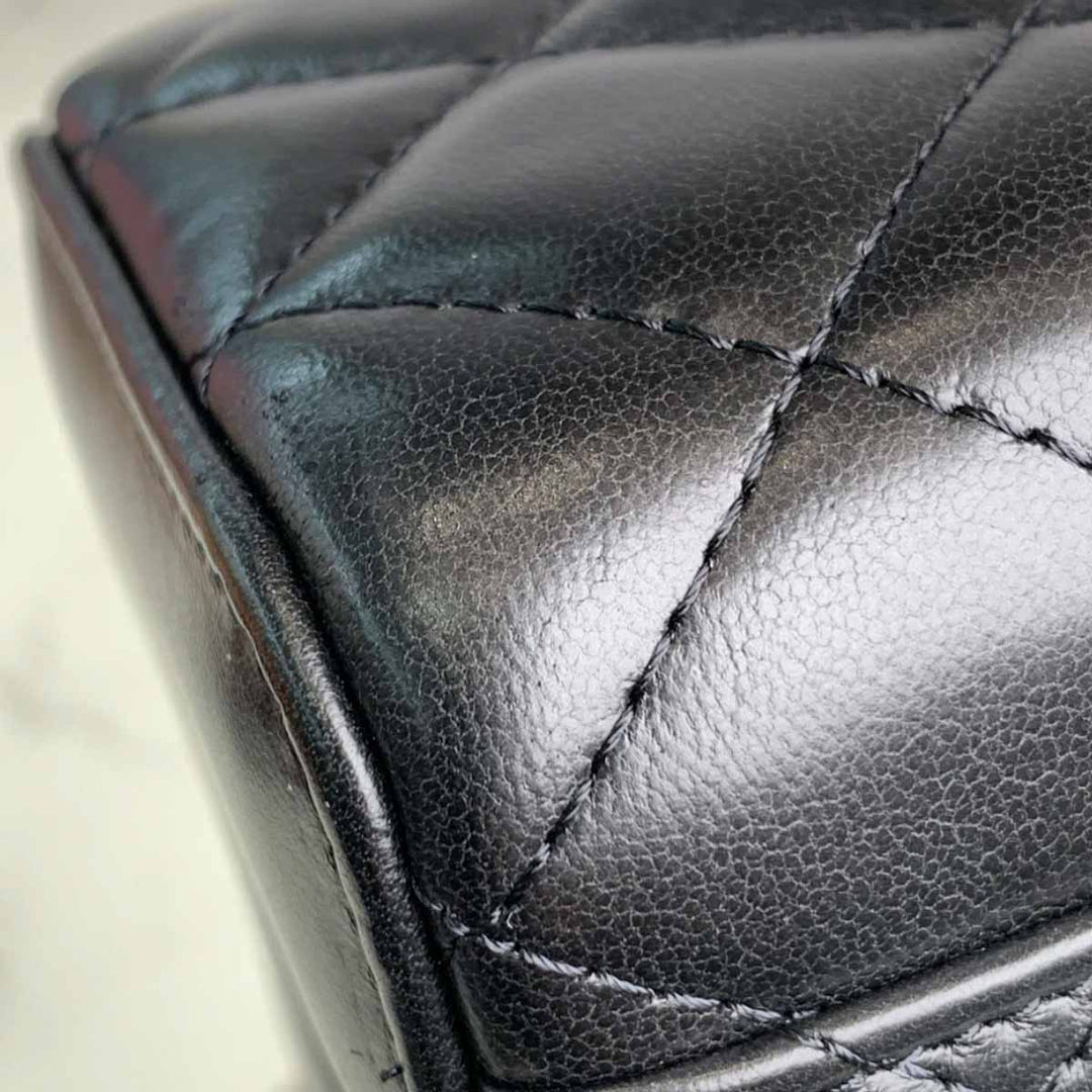 Chanel Vanity Box Black with Pearl Crush