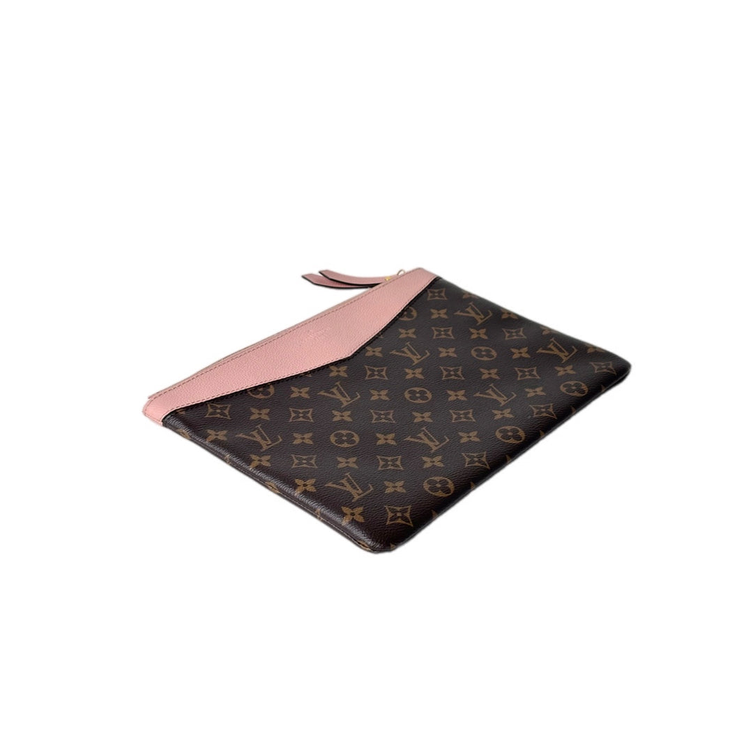 Louis Vuitton Daily Pouch Bags