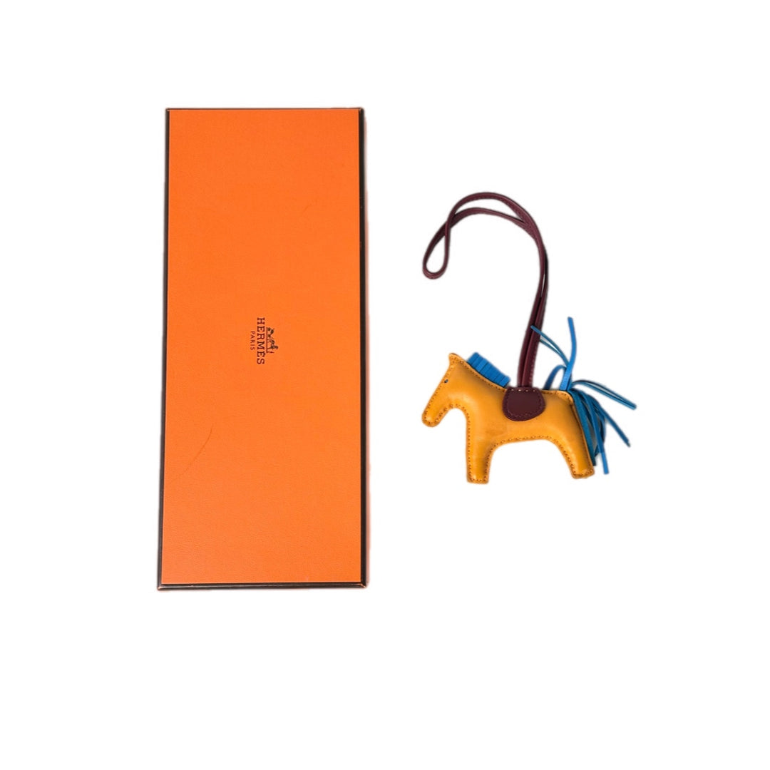 Hermes Rodeo Pm Yellow
