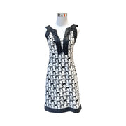 Pre-owned Chanel 2015 White/Black Iridescent Geometric Cotton Nylon Dress