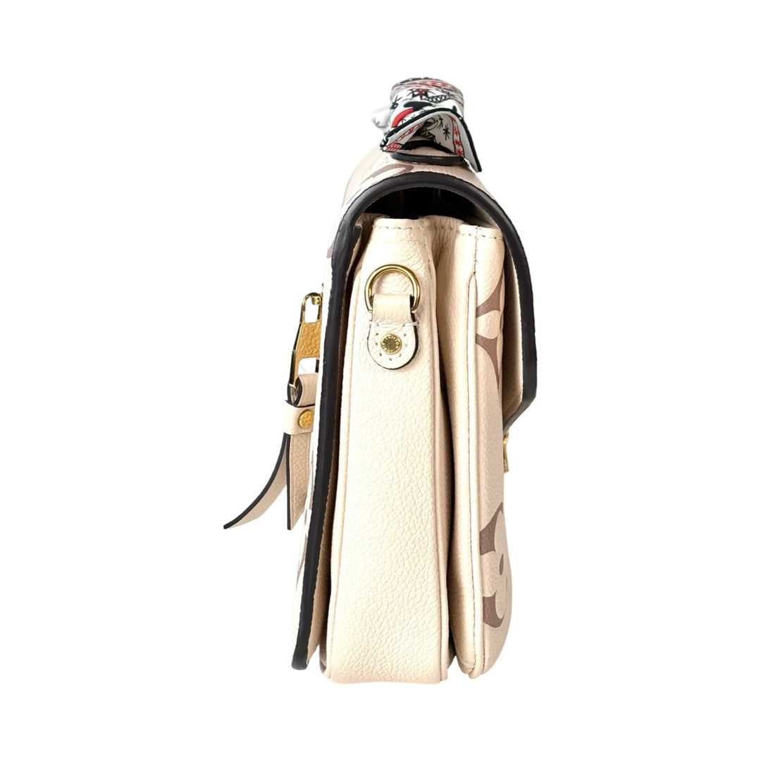 Louis Vuitton Cream Pochette Métis Bag