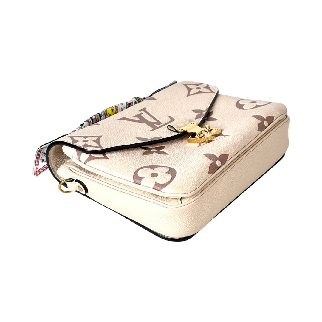 Louis Vuitton Cream Pochette Métis Bag