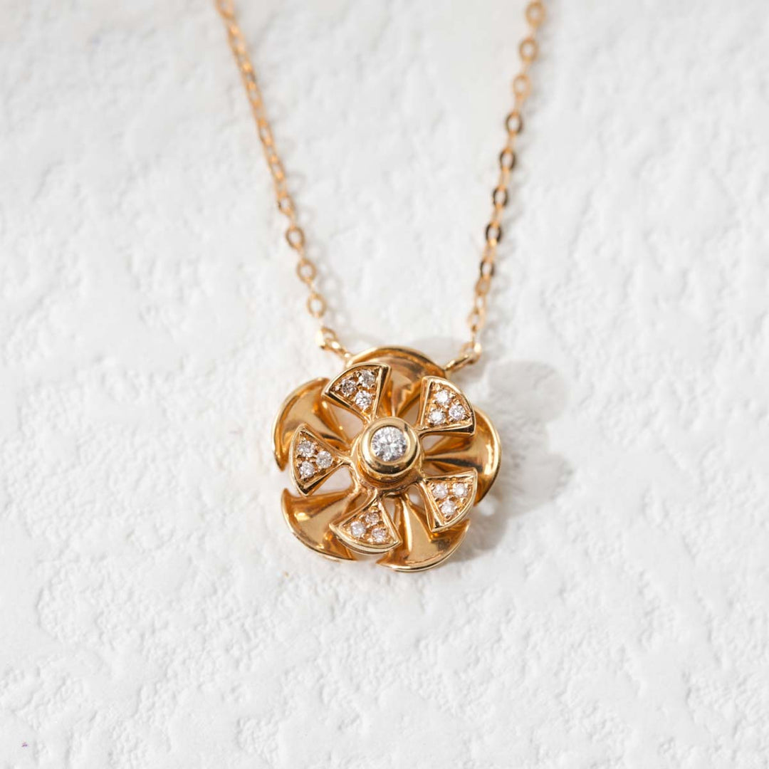 Natural White Diamond Rotatable Windmill Necklace D0.065ct,18K