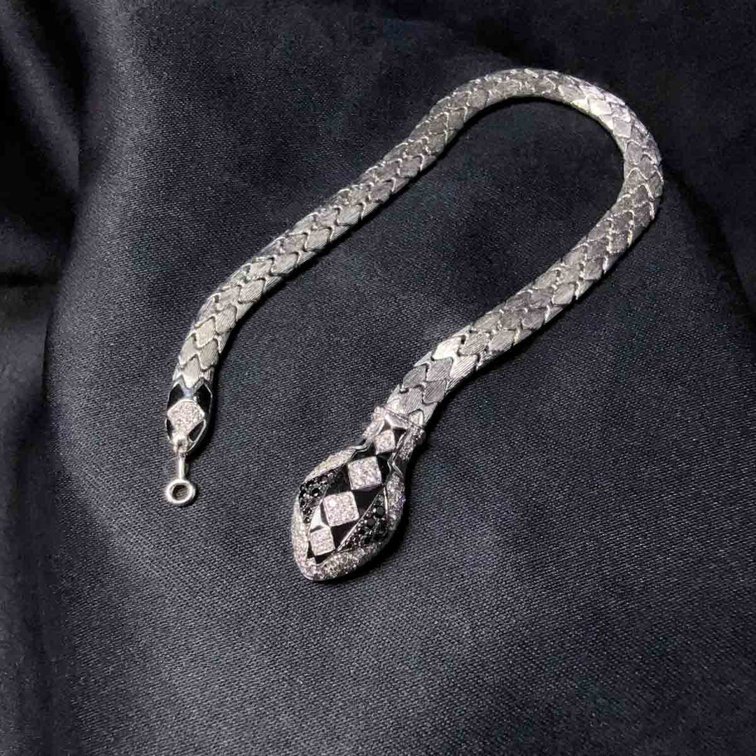 Natural Black Spinel Serpenti Bracelet 0.095ct, Diamond 0.39ct Pt950 Platinum