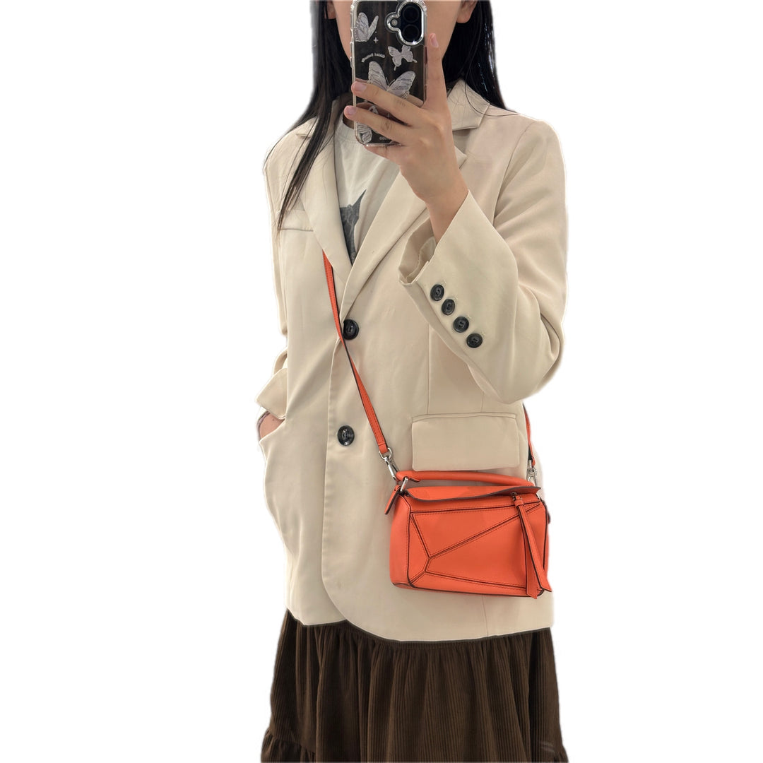 Loewe Puzzle Mini Orange Bag