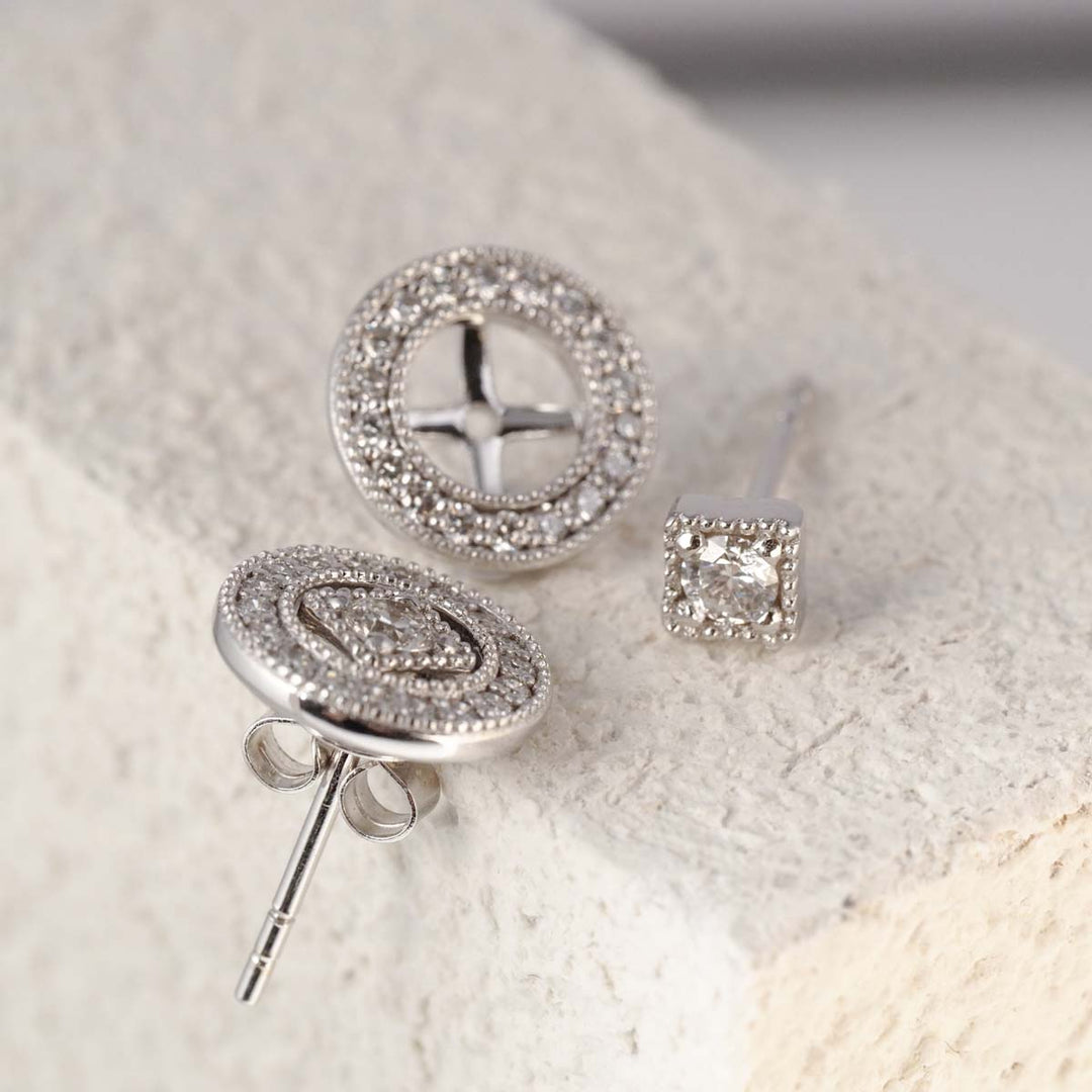 Natural White Diamond Earrings. D0.16ct d0.24,18K