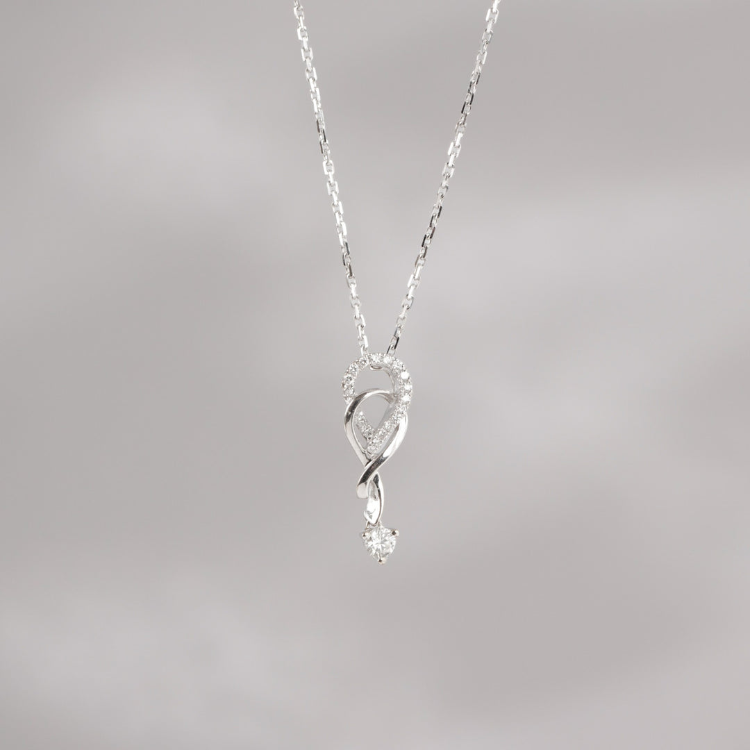 Natural White Diamond Necklace D0.16ct, 18K Gold