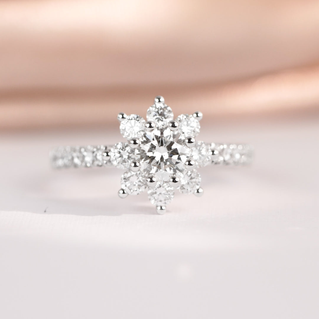 Natural White Diamond Ring D0.50ct d0.732ct, 18K Gold GIA