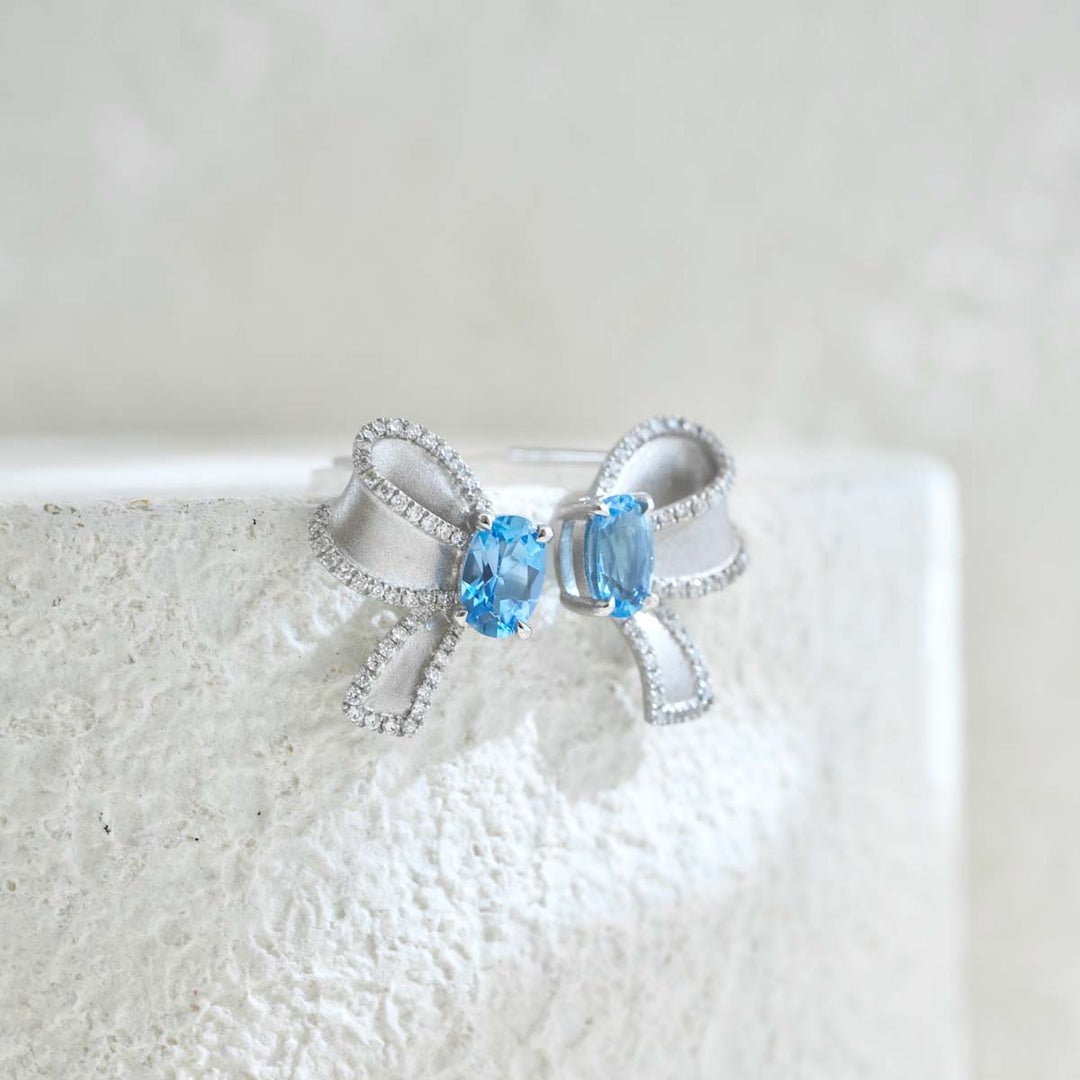 Natural Santa Maria Aquamarine Earrings 0.76ct Diamond 0.24ct 18K Gold