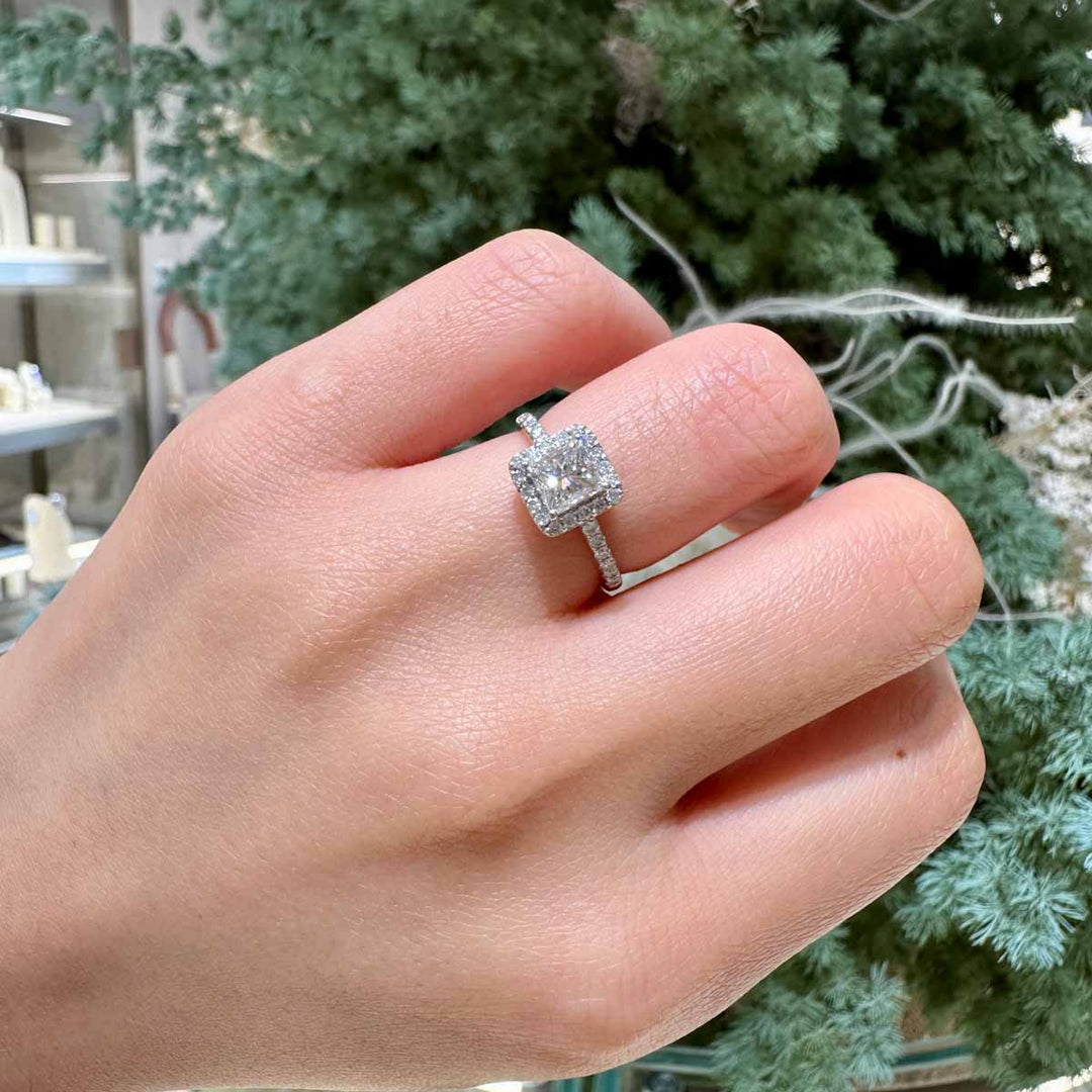 Natural White Diamond Square Ring D1.01ct d0.36ct, 18K Gold GIA
