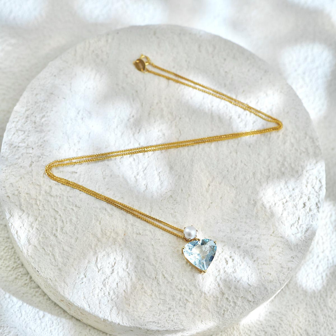 Natural Heart Aquamarine Stone 3.1ct Necklace With Akoya Pearl 18K Gold