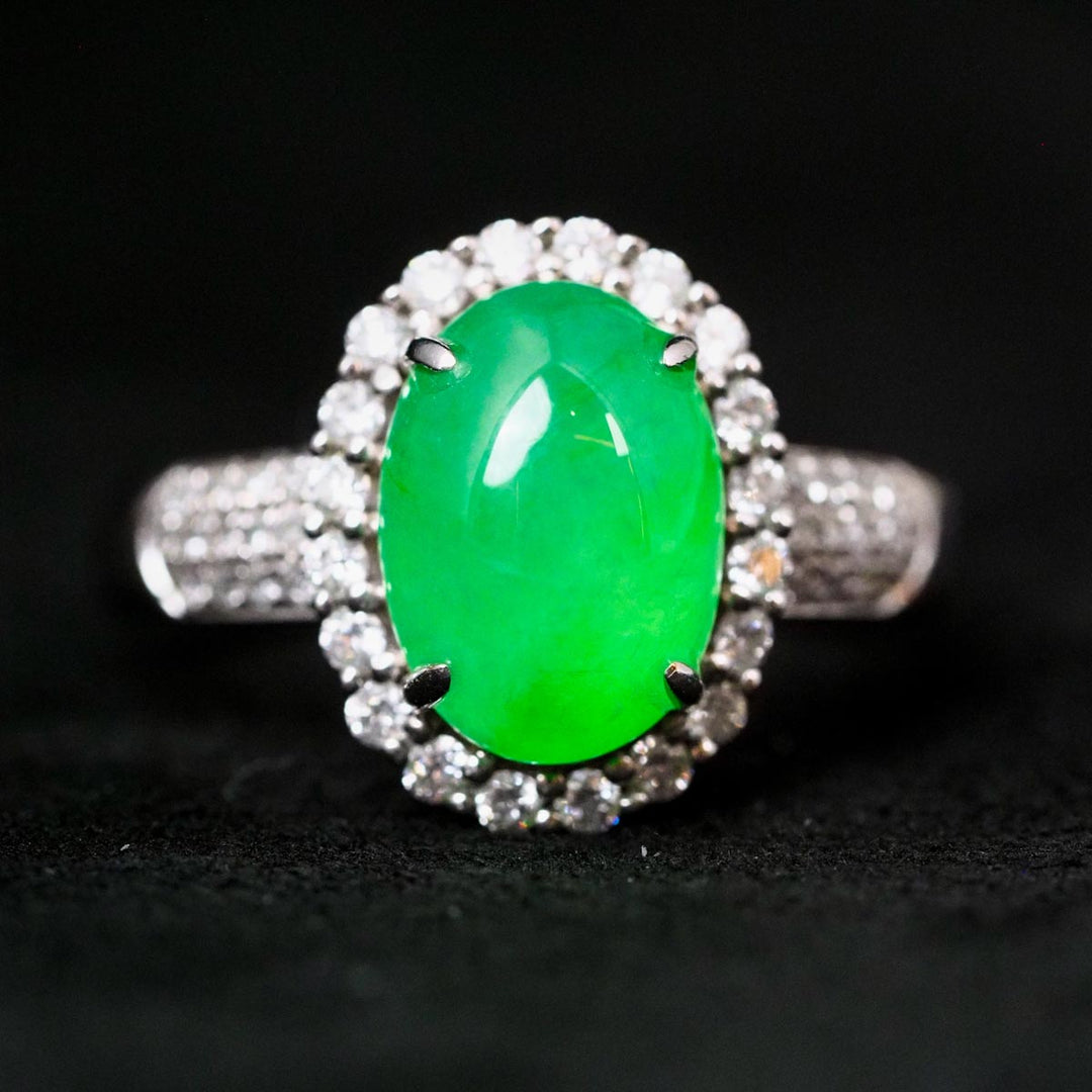 Natural Green Burmese Jade Cabochon Diamond Ring 18K Gold