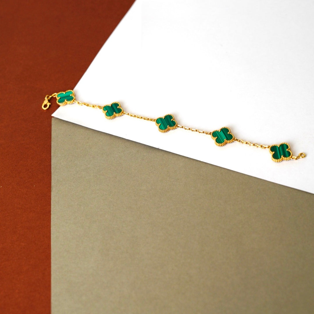 VCA Vintage Alhambra 5 Motifs 18K Malachite Bracelet