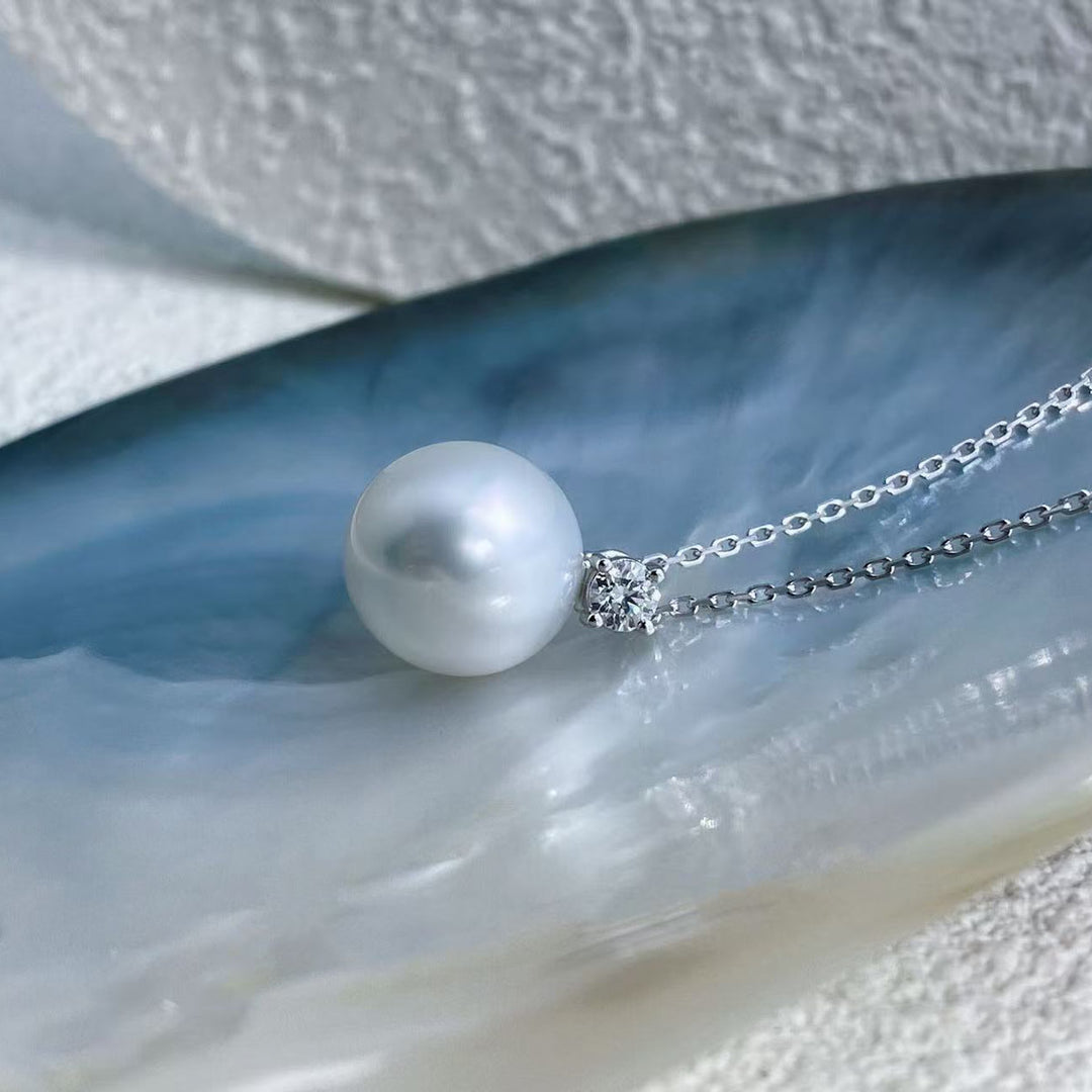 Natural South Sea White Pearl Diamond Necklace 12.2mm d0.20ct,18K