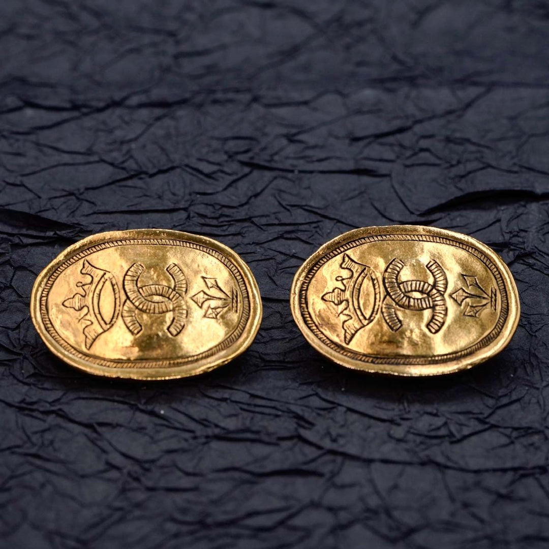 Chanel Vintage CC Crown Earring Yellow Gold Tone