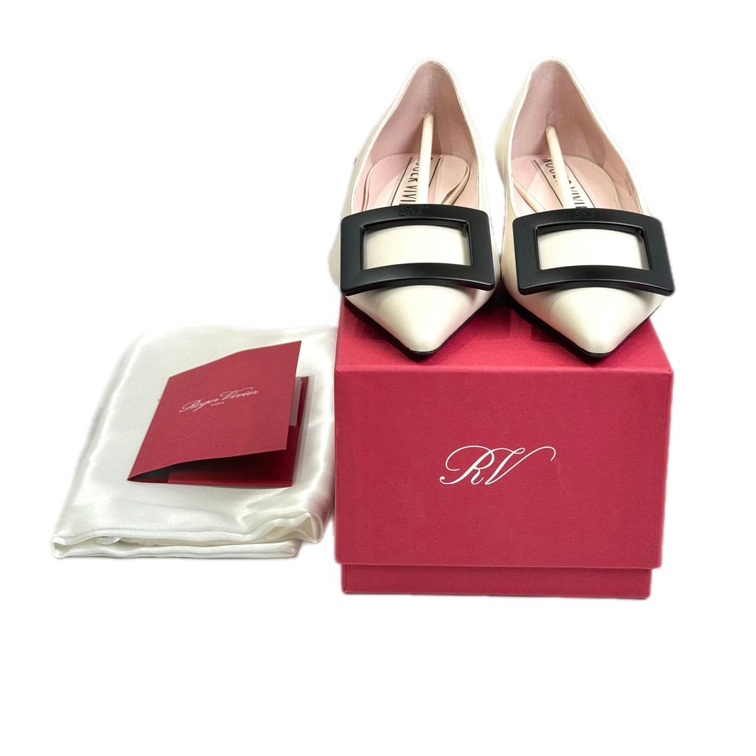 Roger Vivier Gommettine Ballerinas Cream/Black #36.5