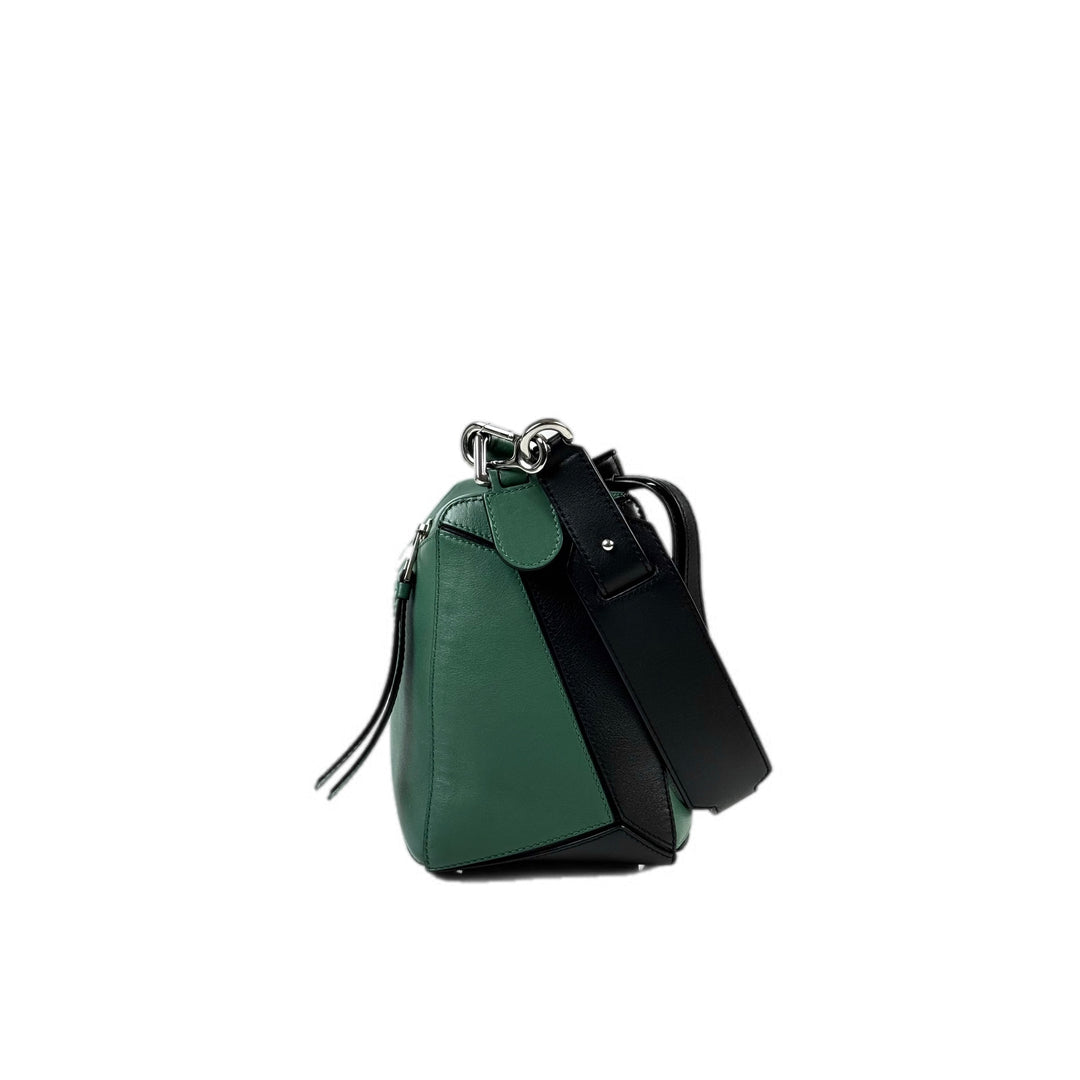 Loewe Puzzle Med Mint Black Calfskin Bag