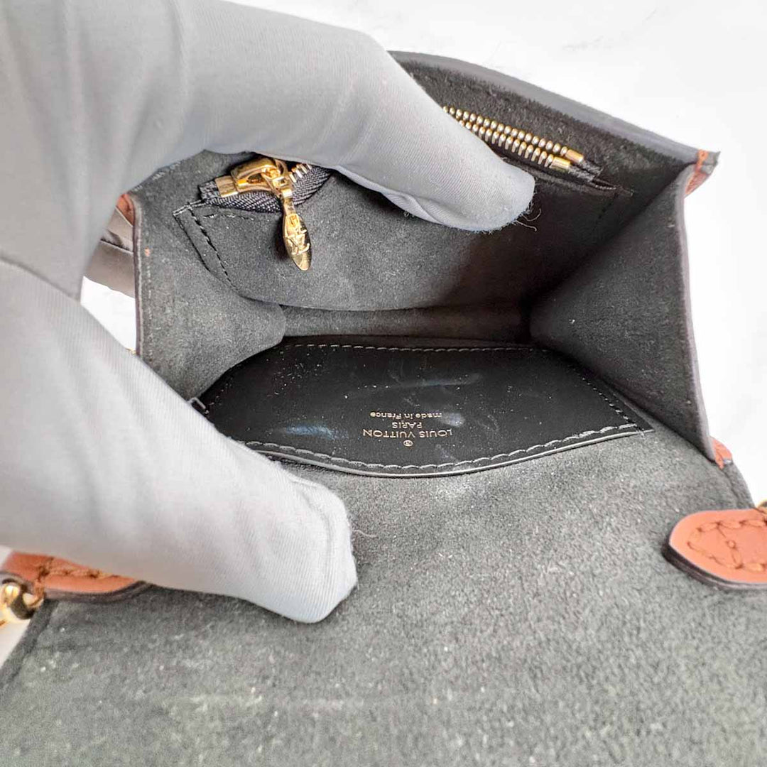 Louis Vuitton Dauphine Micro Belt Bag