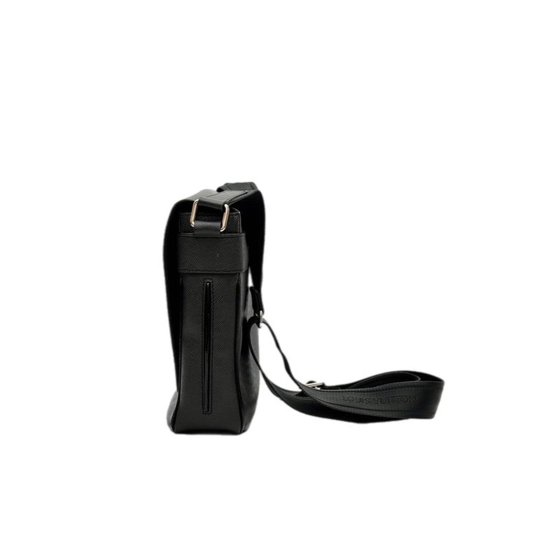 Louis Vuitton Men’s Crossbody Bag Black Calfskin