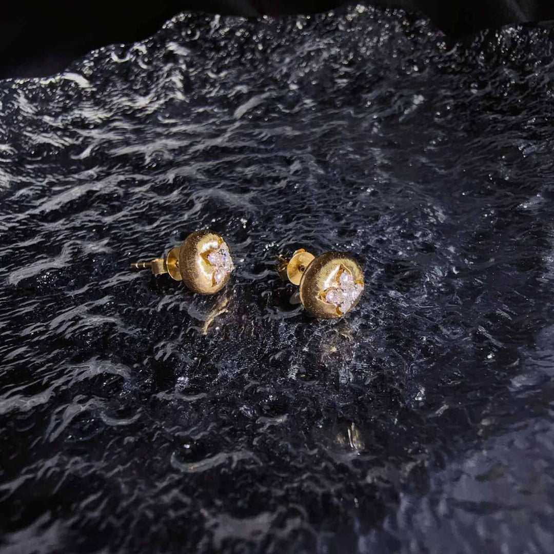 Natural White Diamond Earrings 0.20ct,18K Yellow Gold