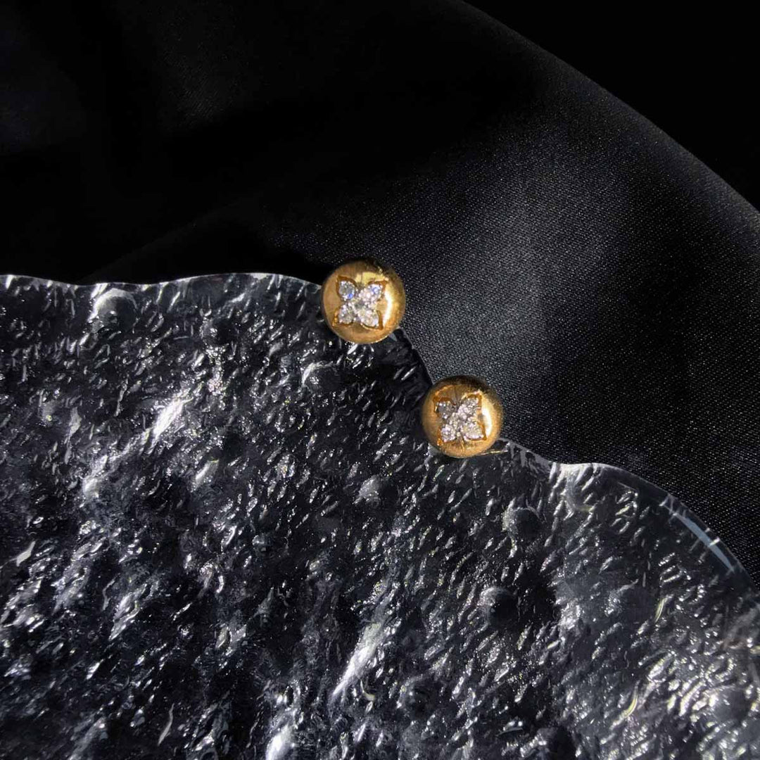 Natural White Diamond Earrings 0.20ct,18K Yellow Gold