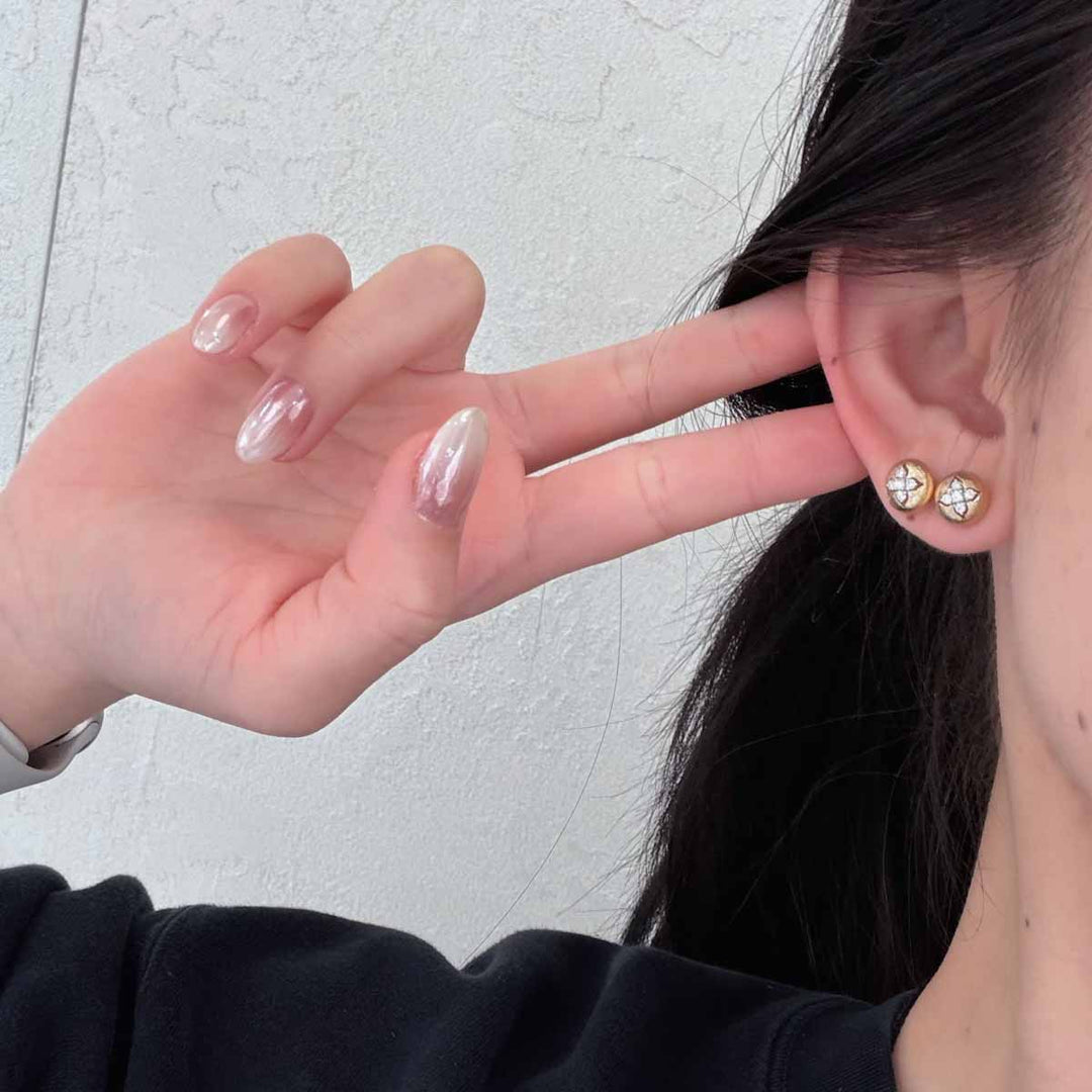 Natural White Diamond Earrings 0.20ct,18K Yellow Gold