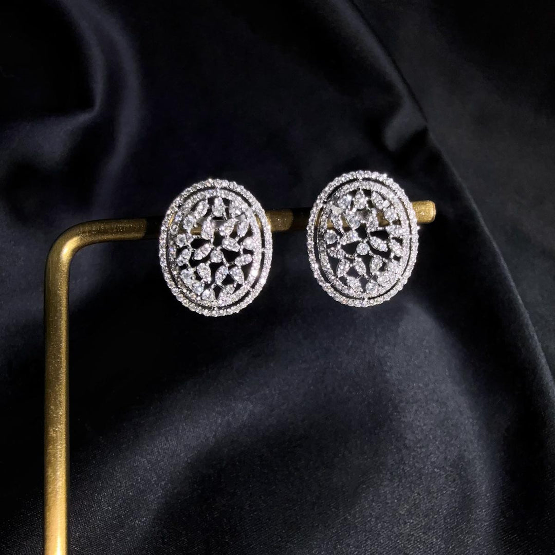 Natural White Diamond Earrings 0.90ct,18K White Gold