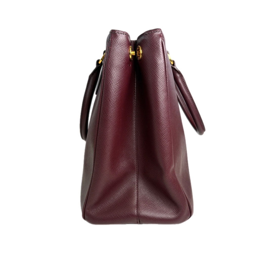 Prada Saffiano Bag Med Red
