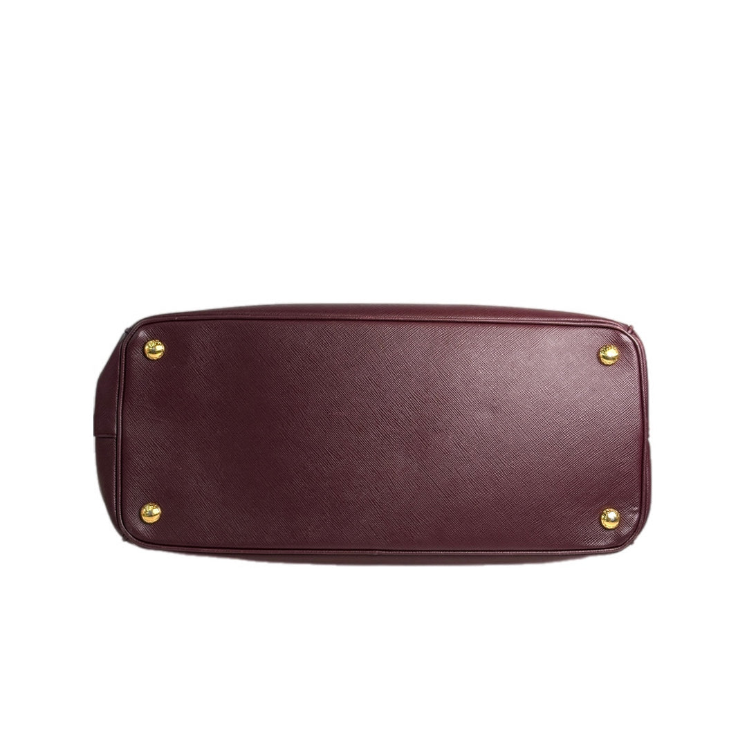 Prada Saffiano Bag Med Red