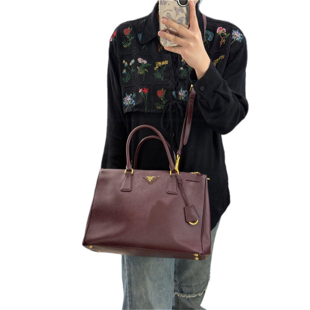 Prada Saffiano Bag Med Red