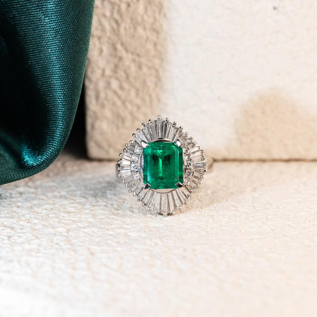 Natural Columbia Emerald Diamond Ring D2.64ct d1.03ct. PT900