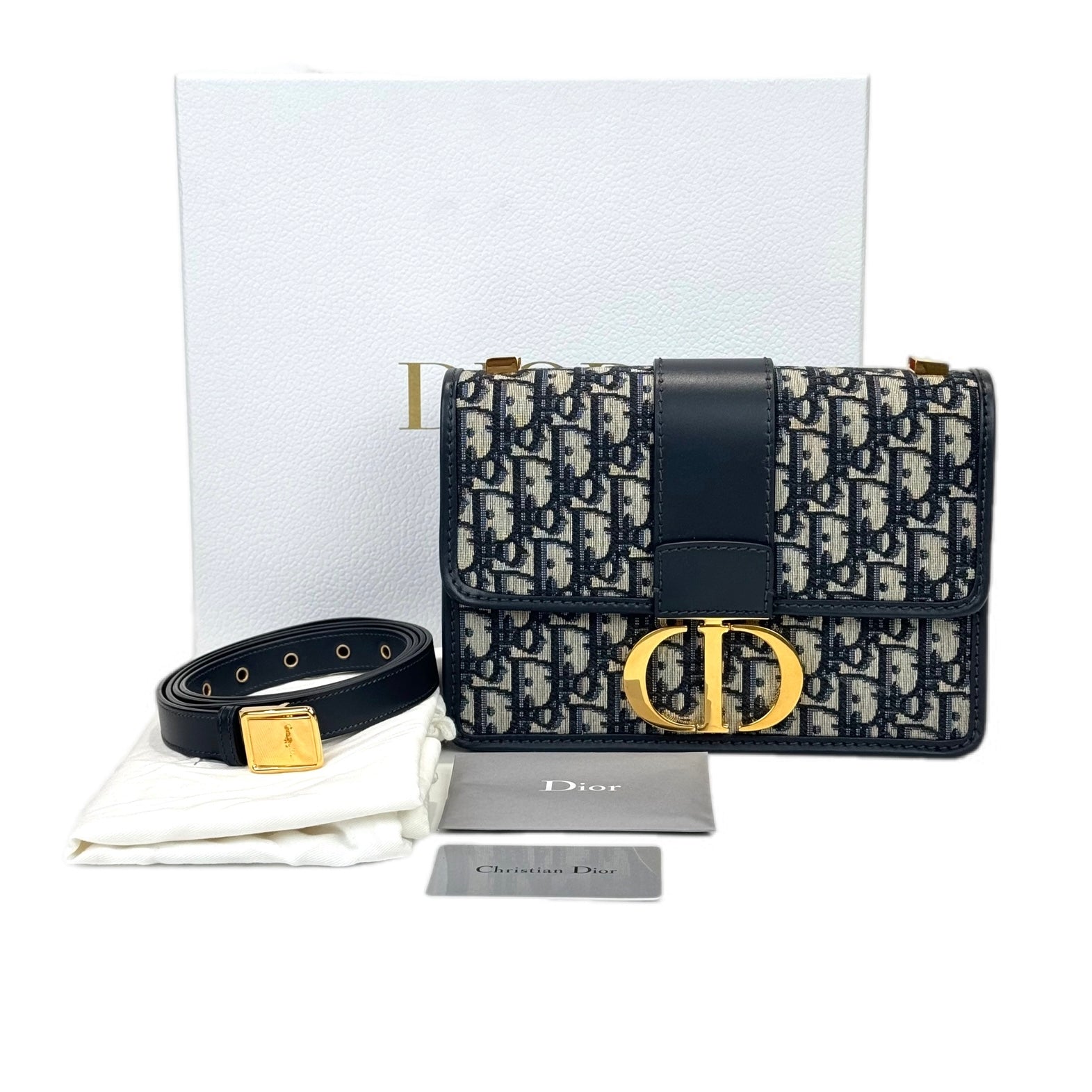 Dior 30 Montaigne Bag