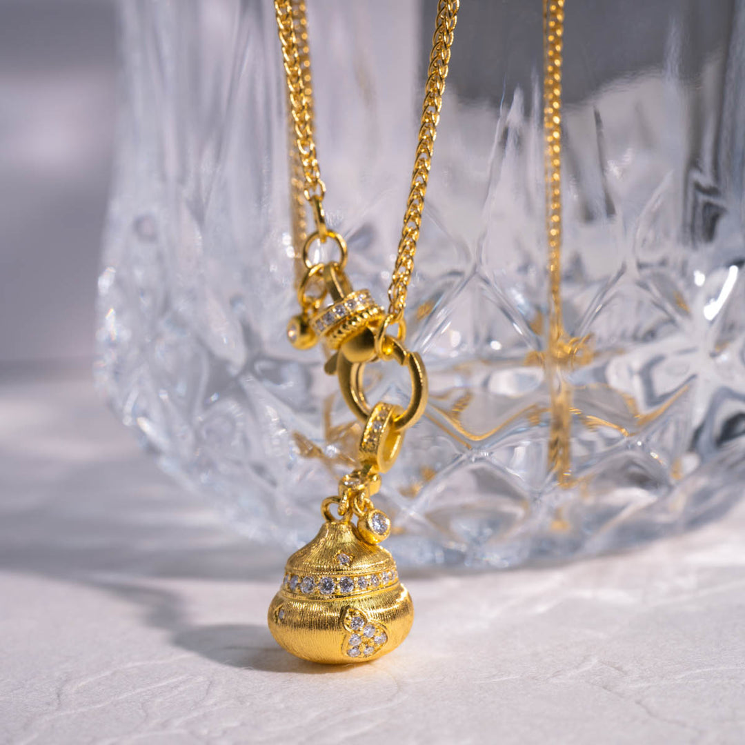 24k 999 Gourd Necklace 9.65g,White Diamond 0.272ct
