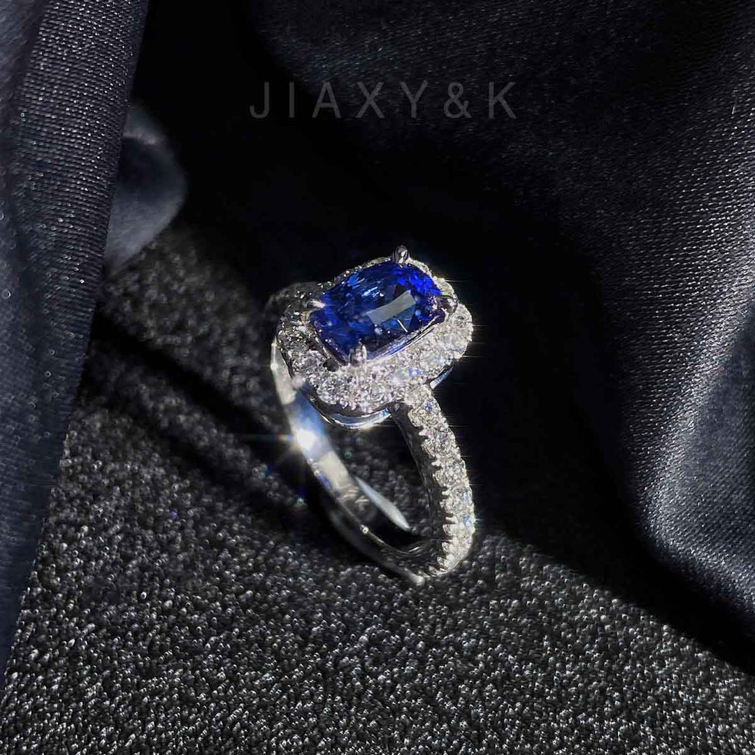 Natural Sri Lanka Sapphire Diamond Ring D2.09ct d1.04ct. 18K Royal Blue