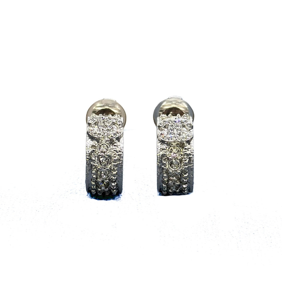 Chanel Krystal Round CC Logo Clip On Earring