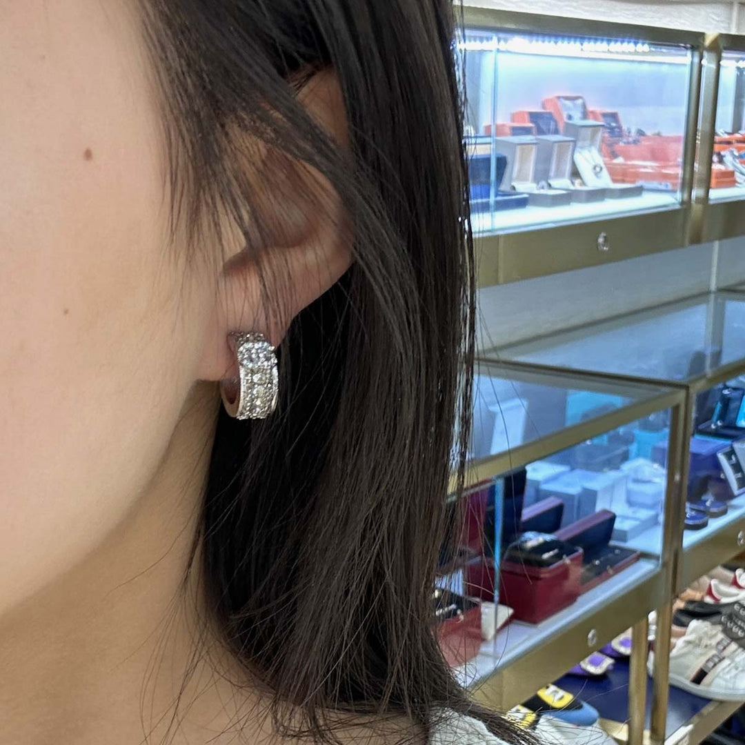 Chanel Krystal Round CC Logo Clip On Earring