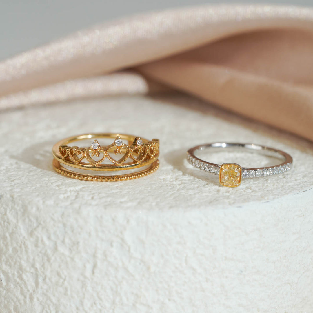 Natural Yellow Diamond Heart Crown Ring 0.335ct White Diamond, 0.175ct, 18K Gold