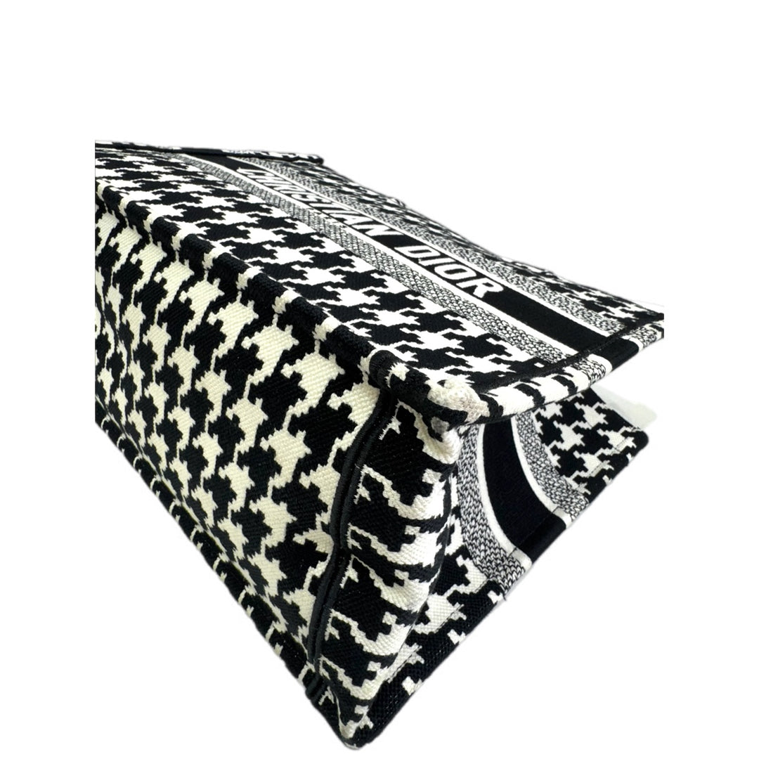 Dior Book Tote MM Black and White