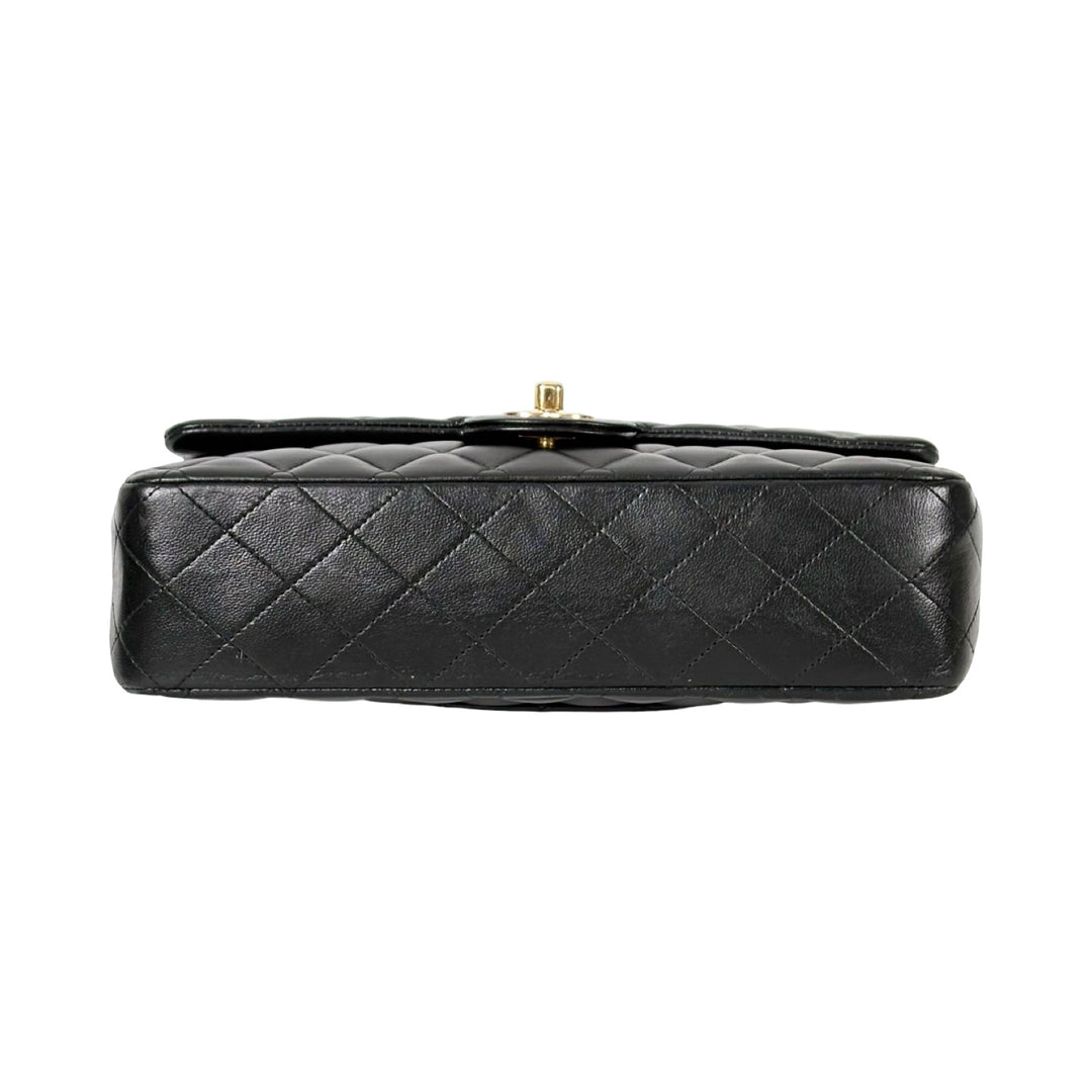 Pre-owned Chanel Classic Flap Small Bag Lambskin Black - photo 6