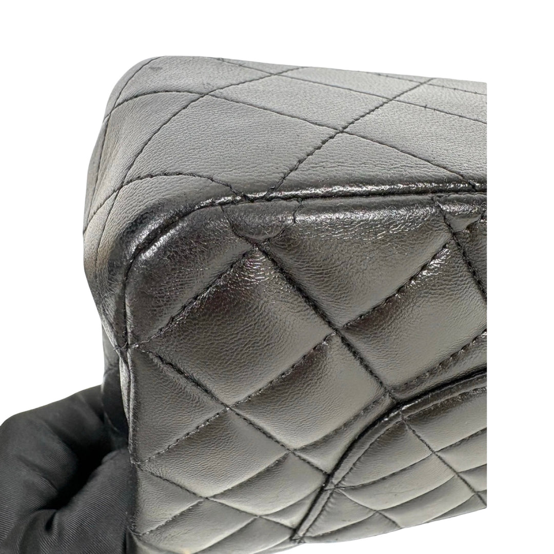Pre-owned Chanel Classic Flap Small Bag Lambskin Black - photo 12