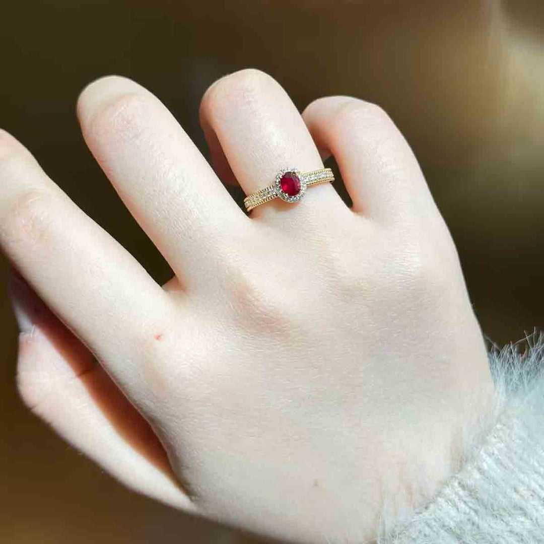 Ruby Ring D0.36ct d0.22ct 18K Yellow Gold, Mozambique Pigeon Blood