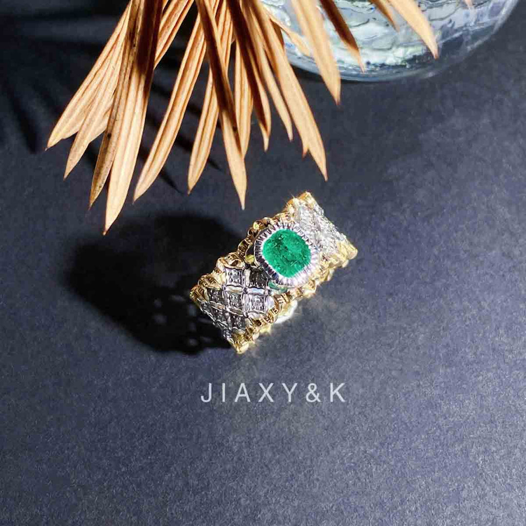 Columbia Emerald Diamond Ring D0.82ct d0.25ct. 18K White/Yellow Gold